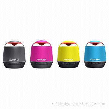 2014 lovely penguin-shaped Bluetooth speaker